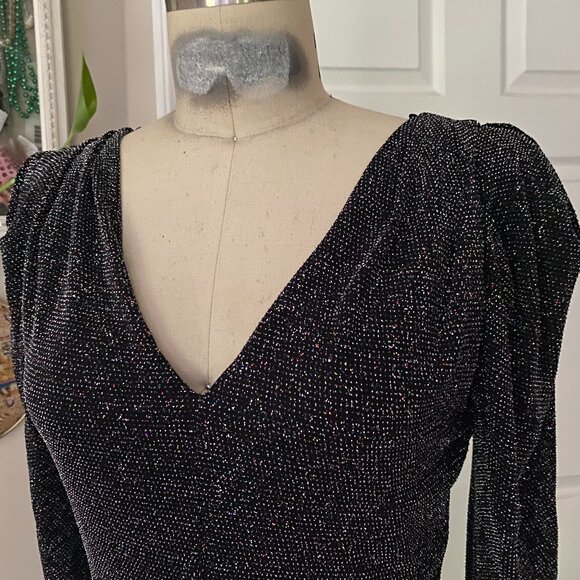 ASTR Black Metallic high-shoulder Stretch Cocktail Bodysuit Shirt *SMALL* - Picture 2 of 5